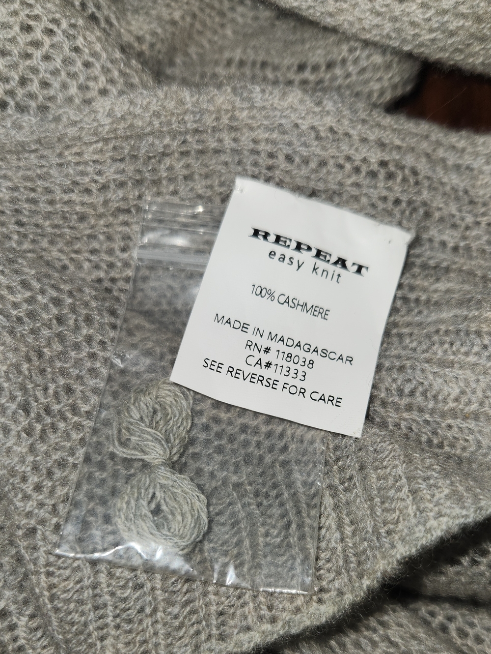 REPEAT Cashmere Lightweight Scarf - Picture 2 of 4
